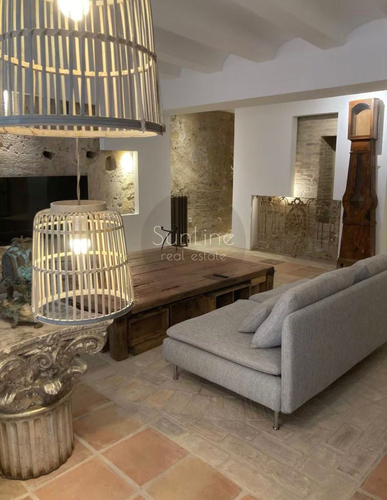 Short-term rental in the Center, Mercado Central area