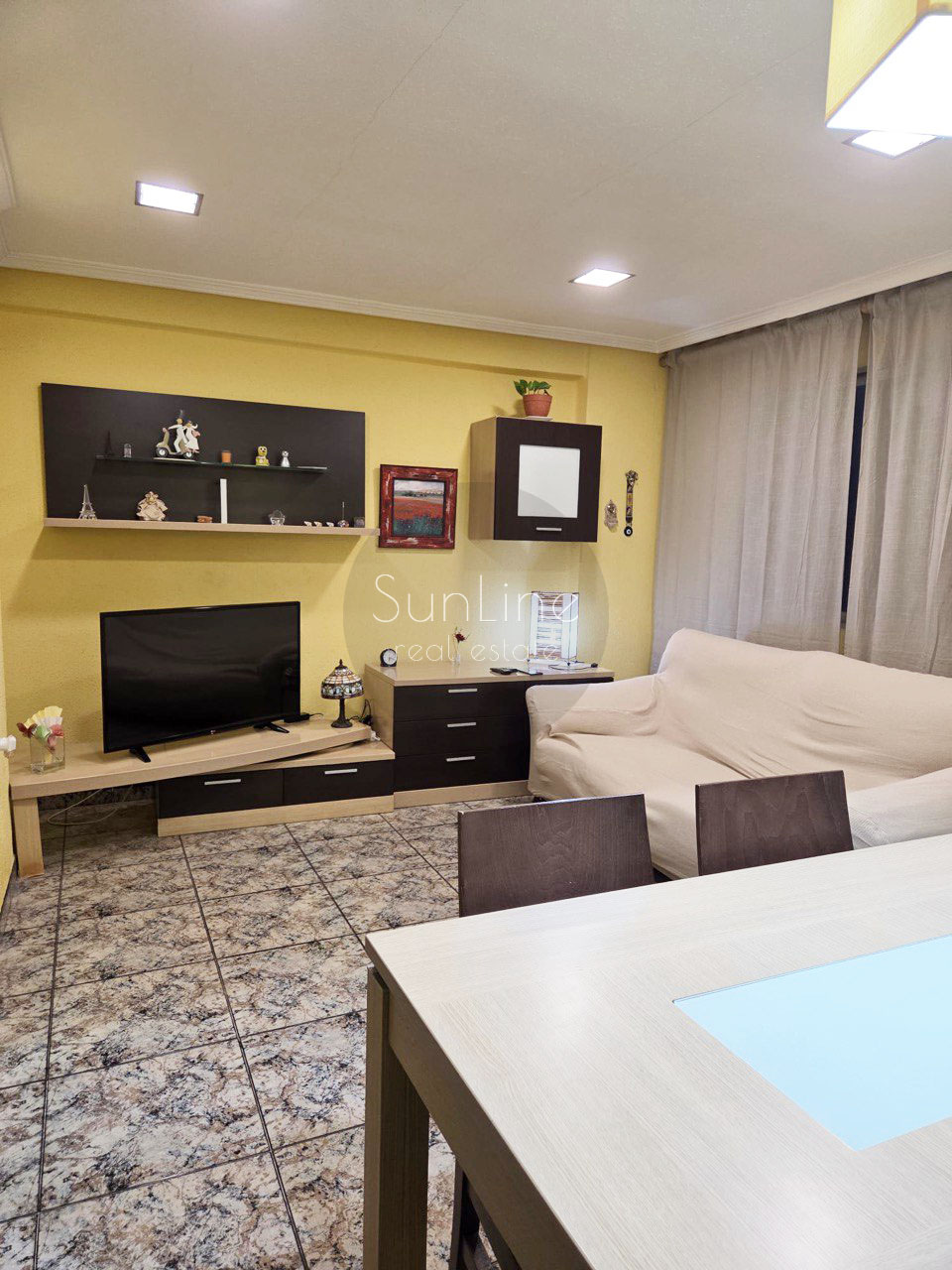 Отличная квартира в развитом районе Валенсии