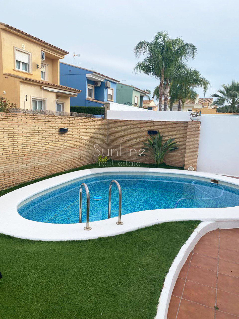 Таунхаус в престижной урбанизации