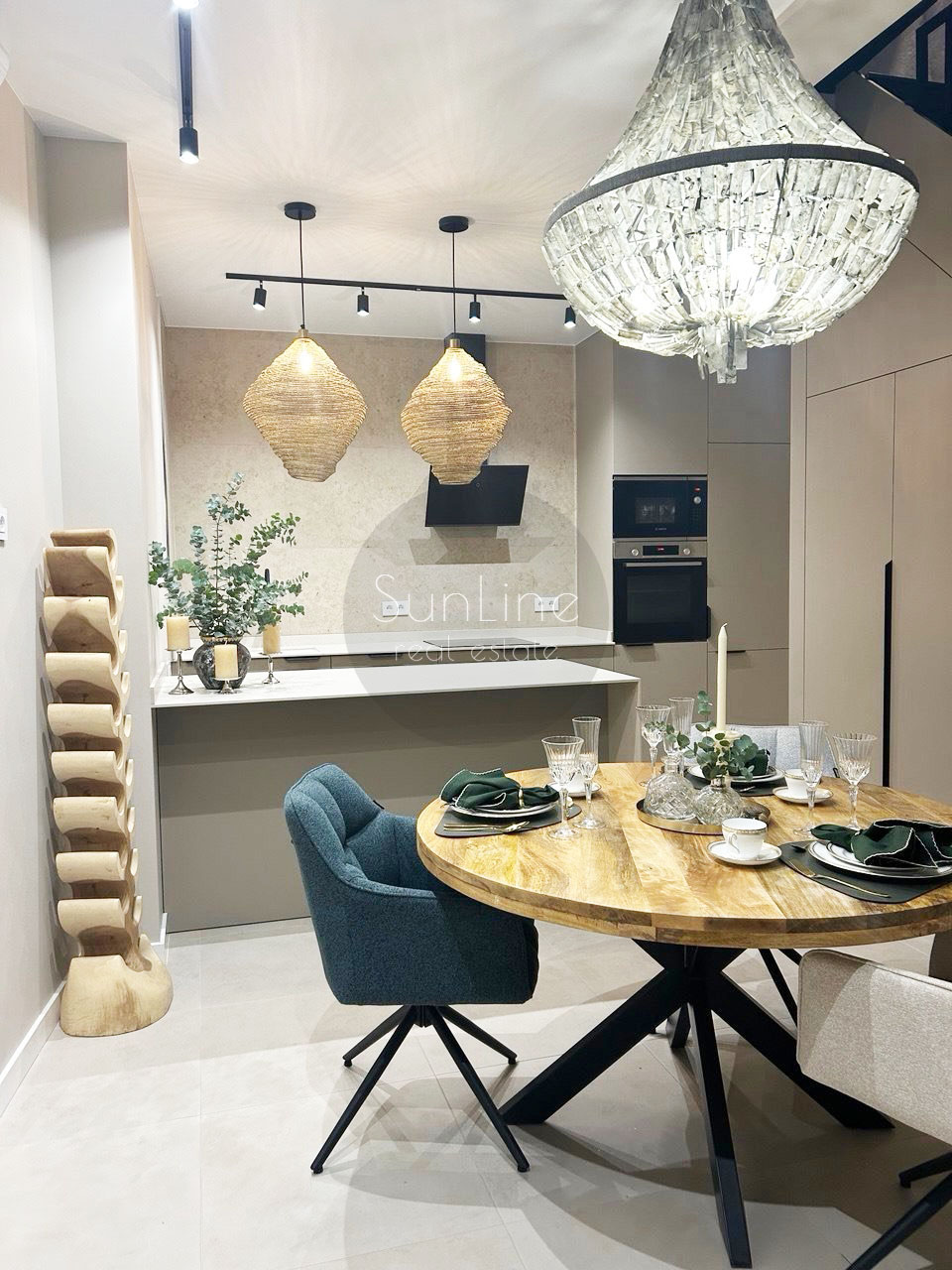 Шикарная квартира с дизайнерским ремонтом