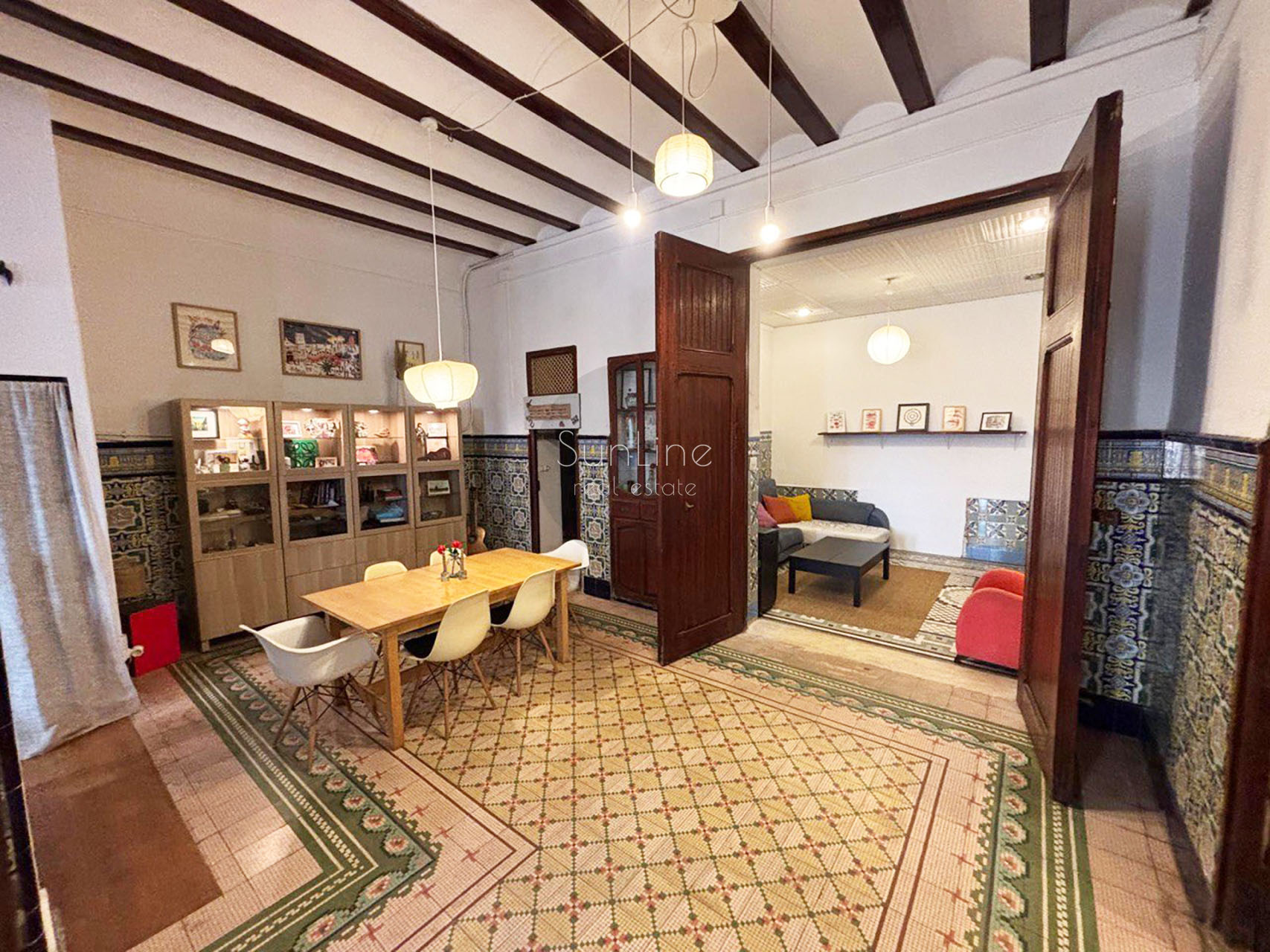 Дом с оригинальной архитектурой