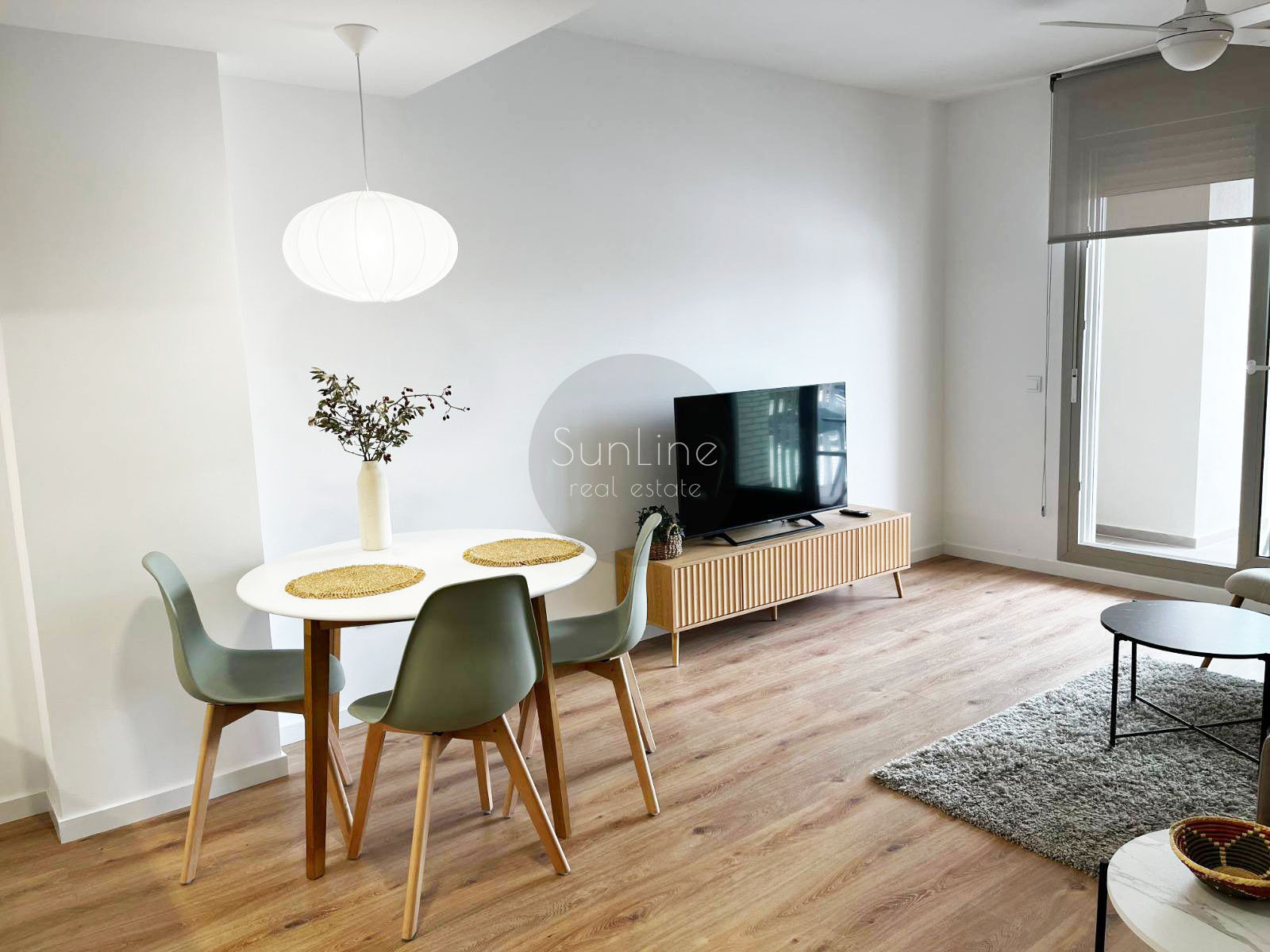 Просторная новая квартира в спокойном районе