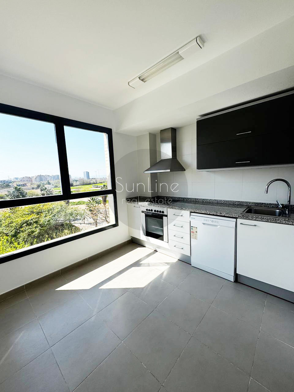 Полностью меблированная квартира в Валенсии