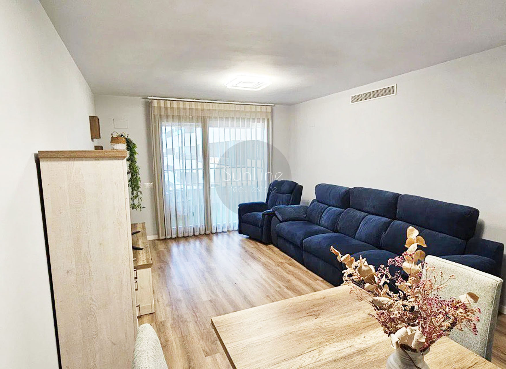 Современная квартира в урбанизации