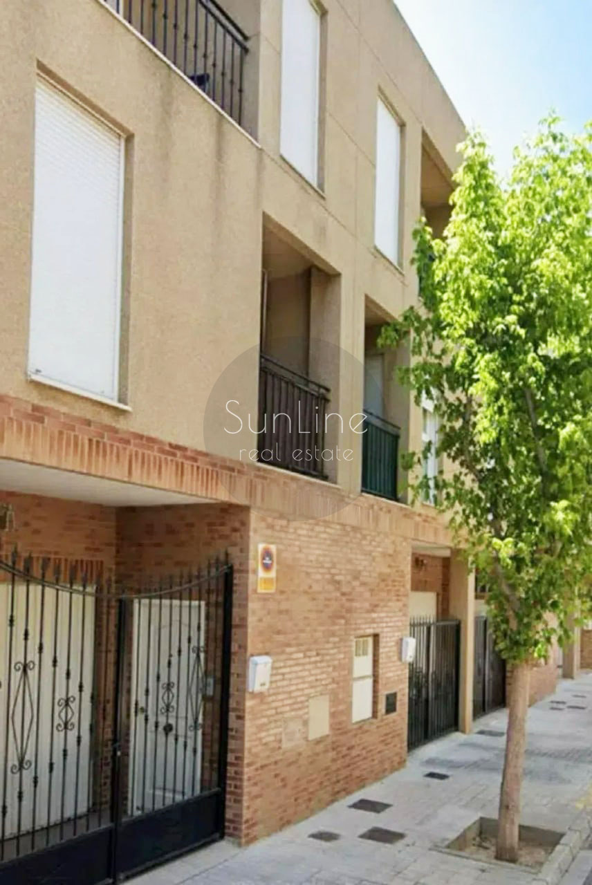 Просторный светлый таунхаус