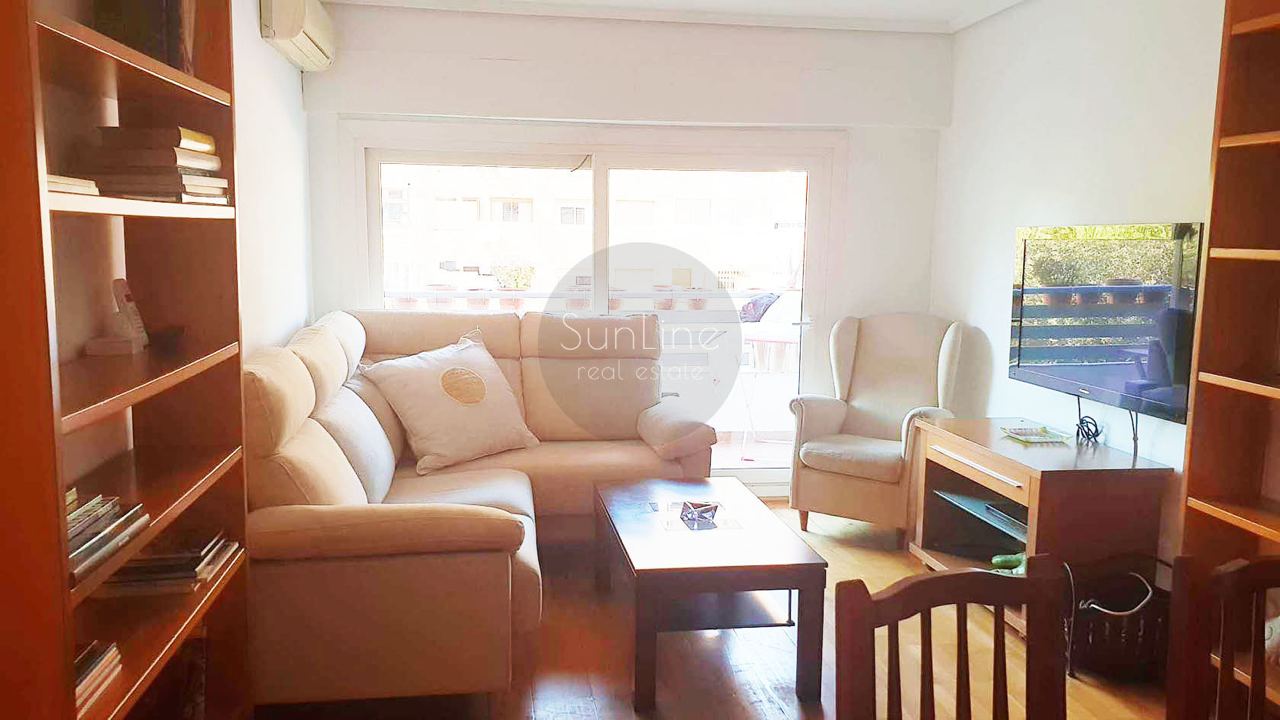 Светлая просторная квартира с террасой в аренду