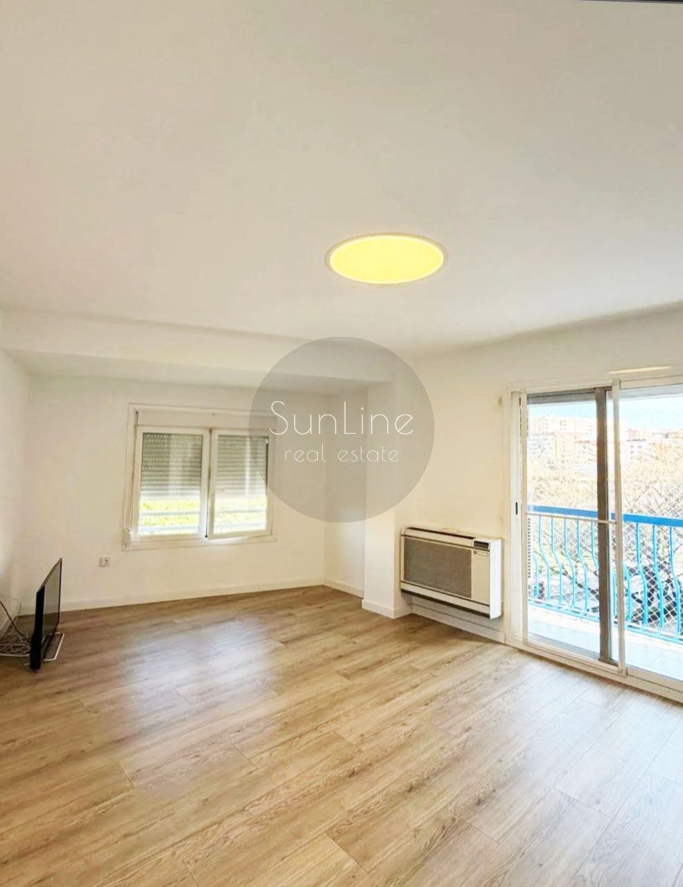 Сдается просторная квартира после ремонта в районе Algiros