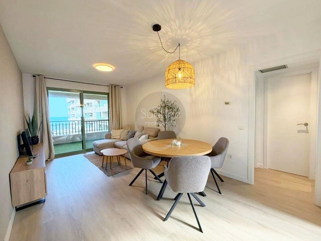 Сдается уютная квартира с панорамными видами на море