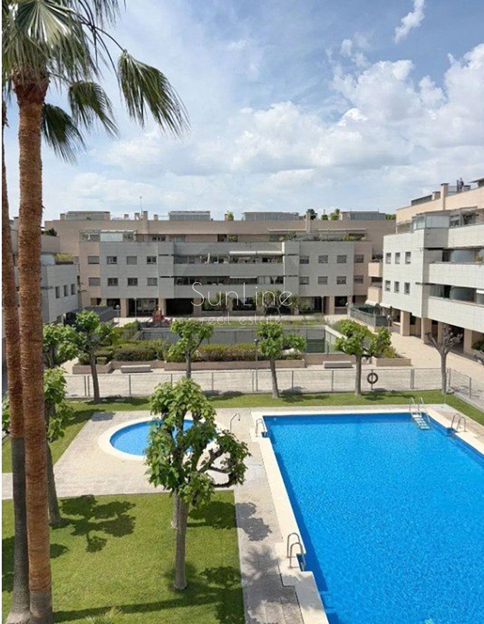 Просторная и светлая квартира в Валенсии