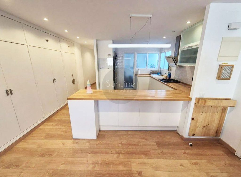 Apartment for rent in the center, combining style, comfort and functionality.