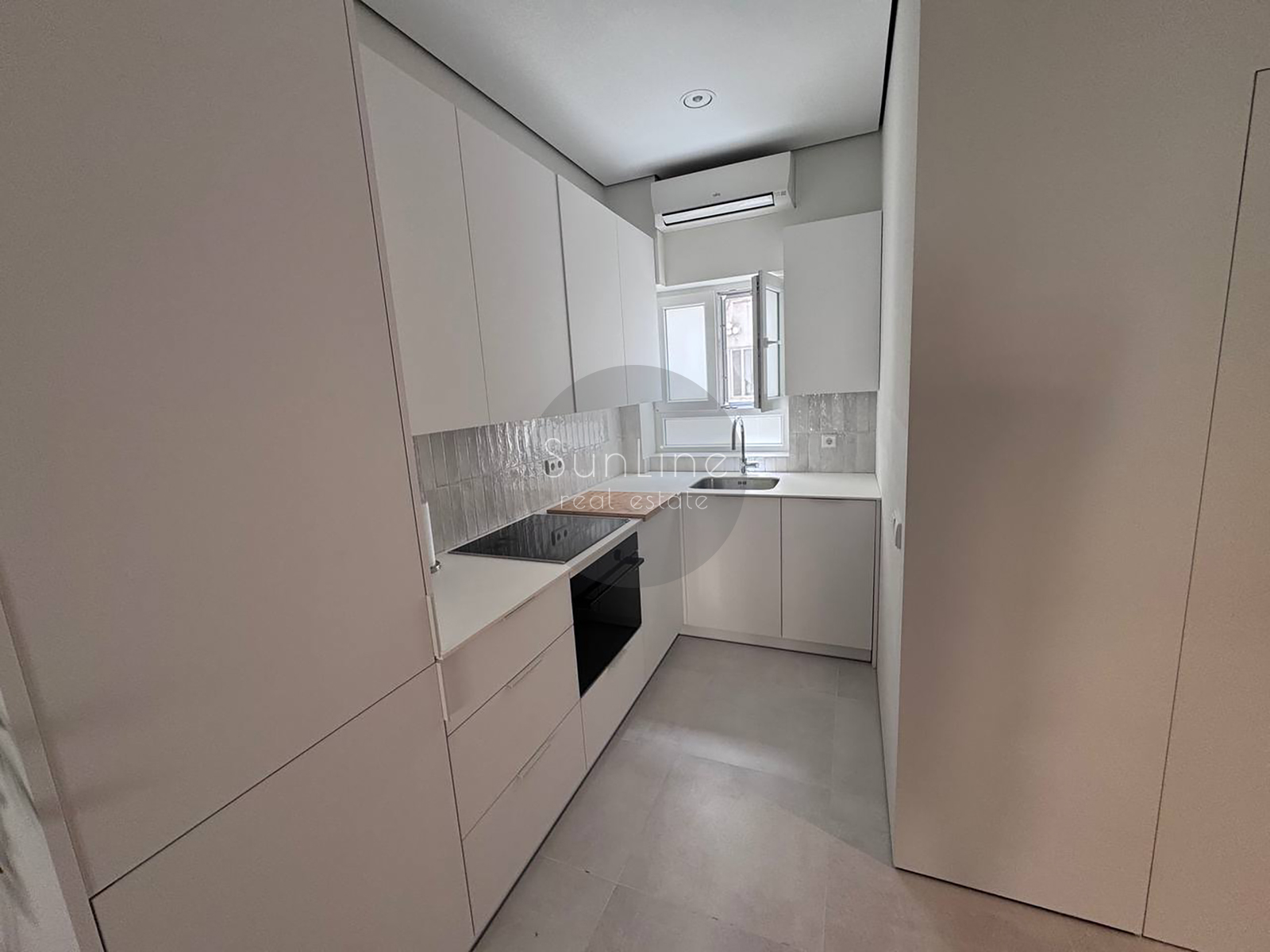 Rental of stylish premium-level housing in the heart of Valencia. A true aesthetic paradise