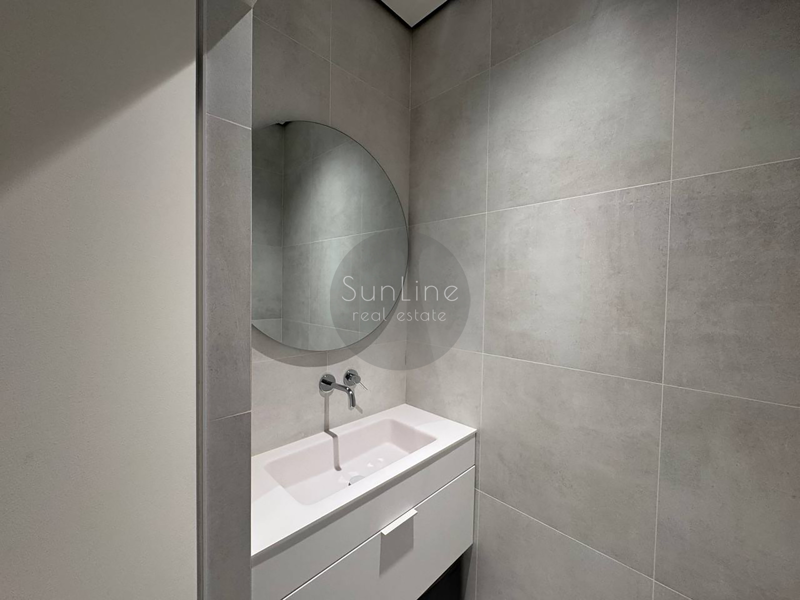 Rental of stylish premium-level housing in the heart of Valencia. A true aesthetic paradise