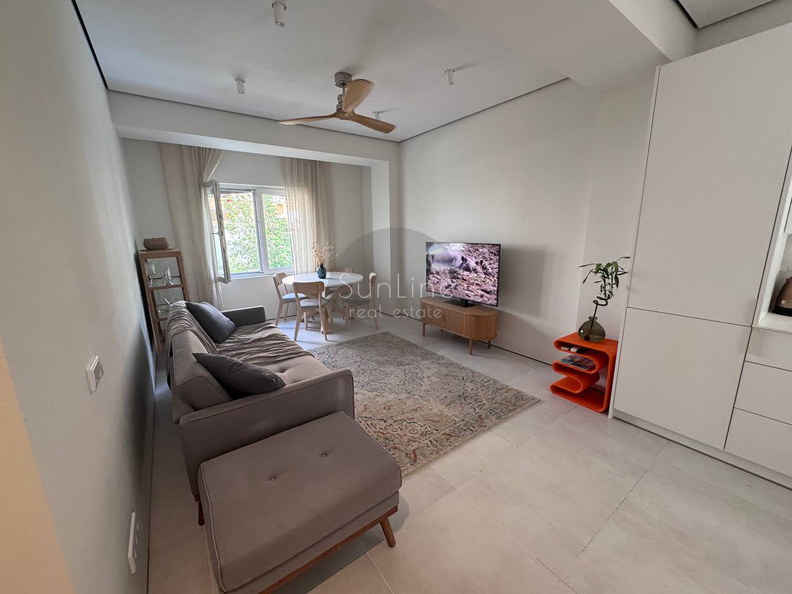 Rental of stylish premium-level housing in the heart of Valencia. A true aesthetic paradise