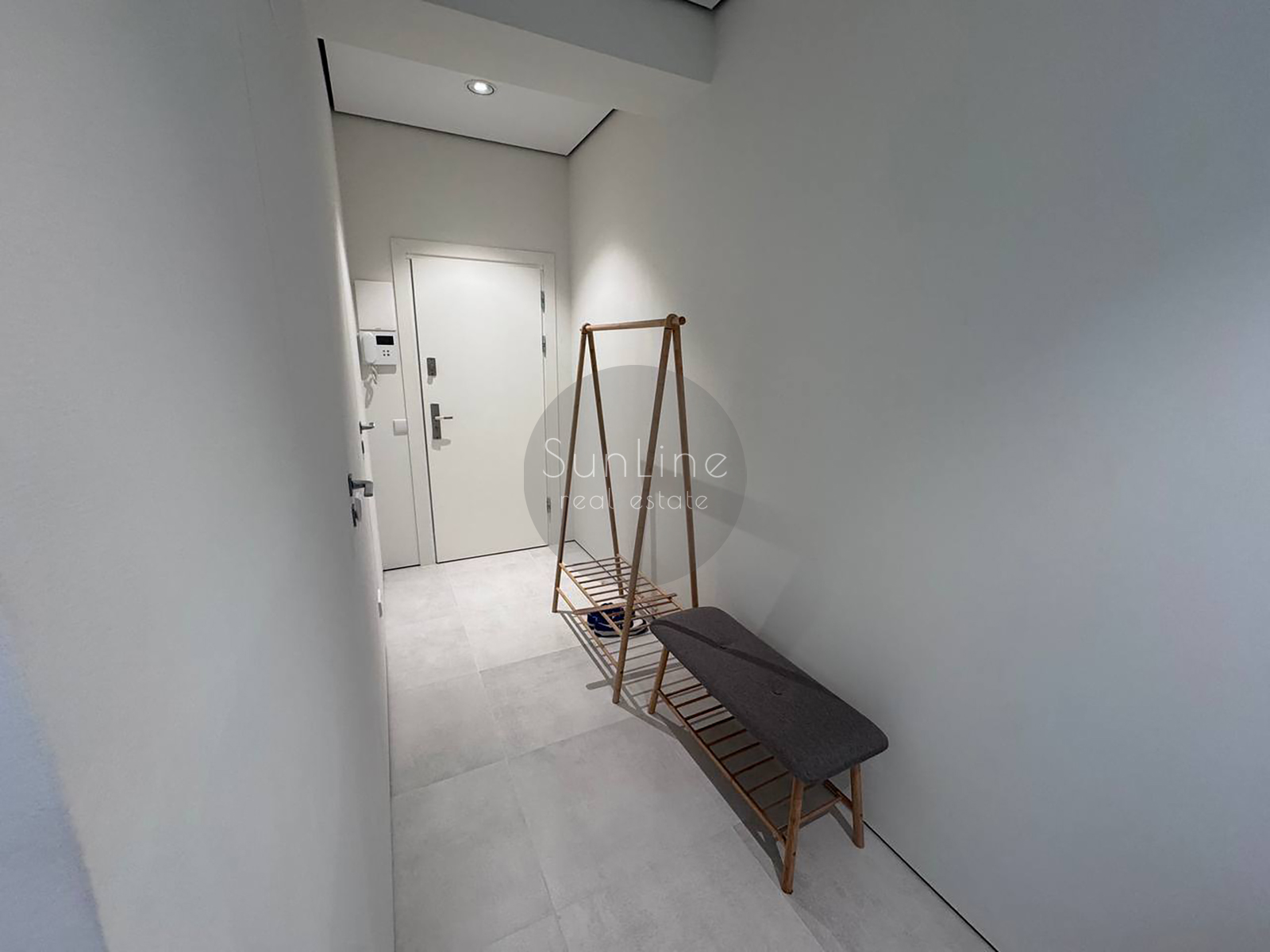Rental of stylish premium-level housing in the heart of Valencia. A true aesthetic paradise