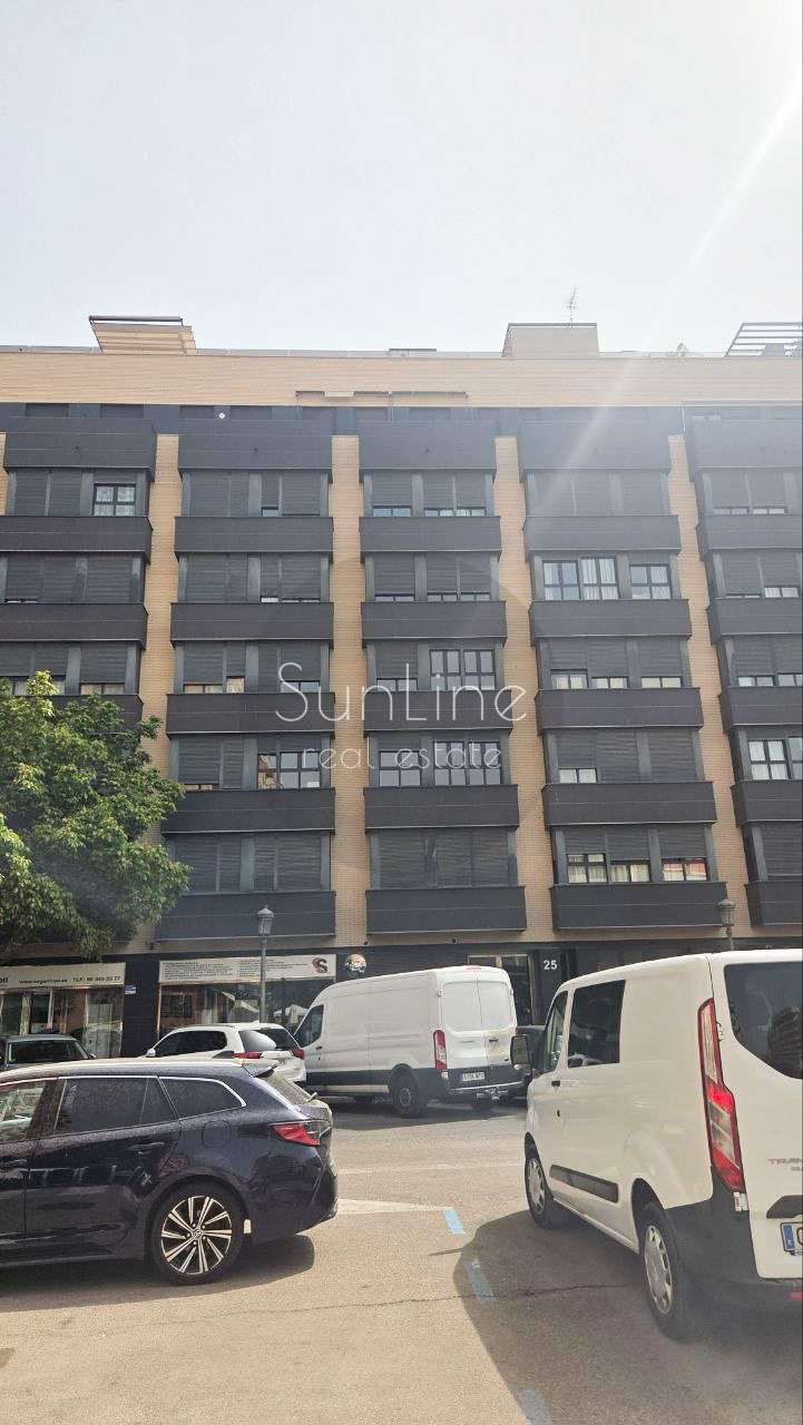 Alquiler de apartamento elegante de 89 m² con piscina en la azotea en La Petxina
