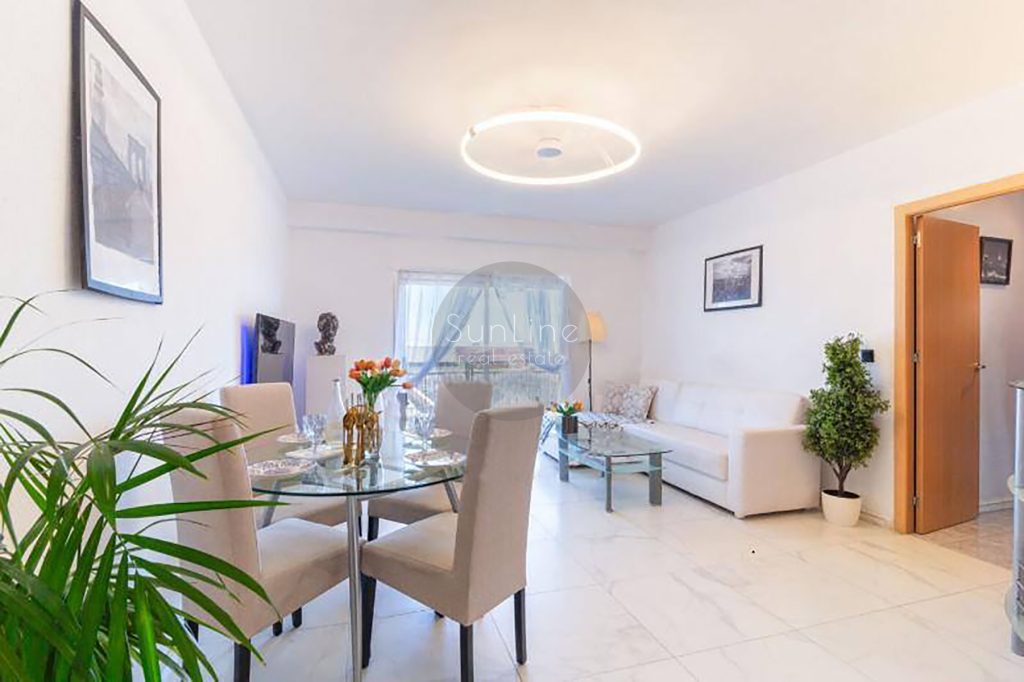 Rent of an exclusive 120 m² penthouse with panoramic sea and mountain views