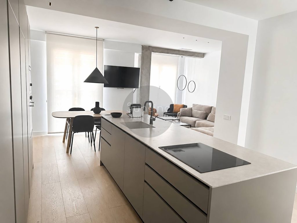 For Sale: Designer 132 m² Apartment After Turnkey Renovation in Prestigious Gran Vía