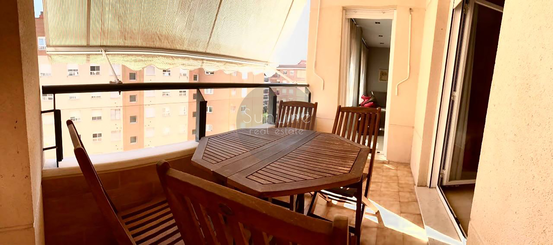 Apartment for rent 124 m² with pool, large terrace and garage in Trinitat