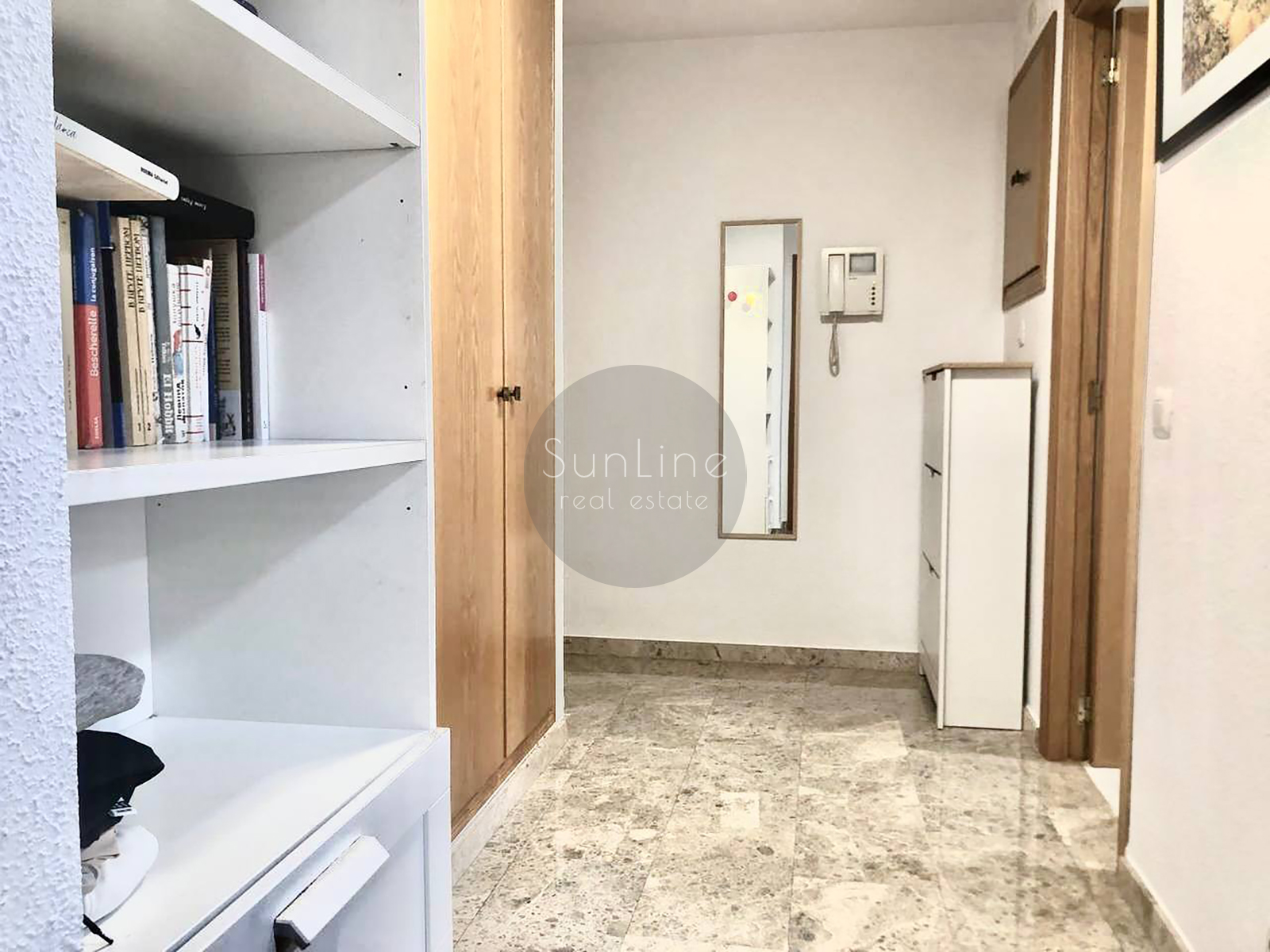 Apartment for sale with terrace, two bedrooms, pool, garage and storage room in Valterne, Paterna
