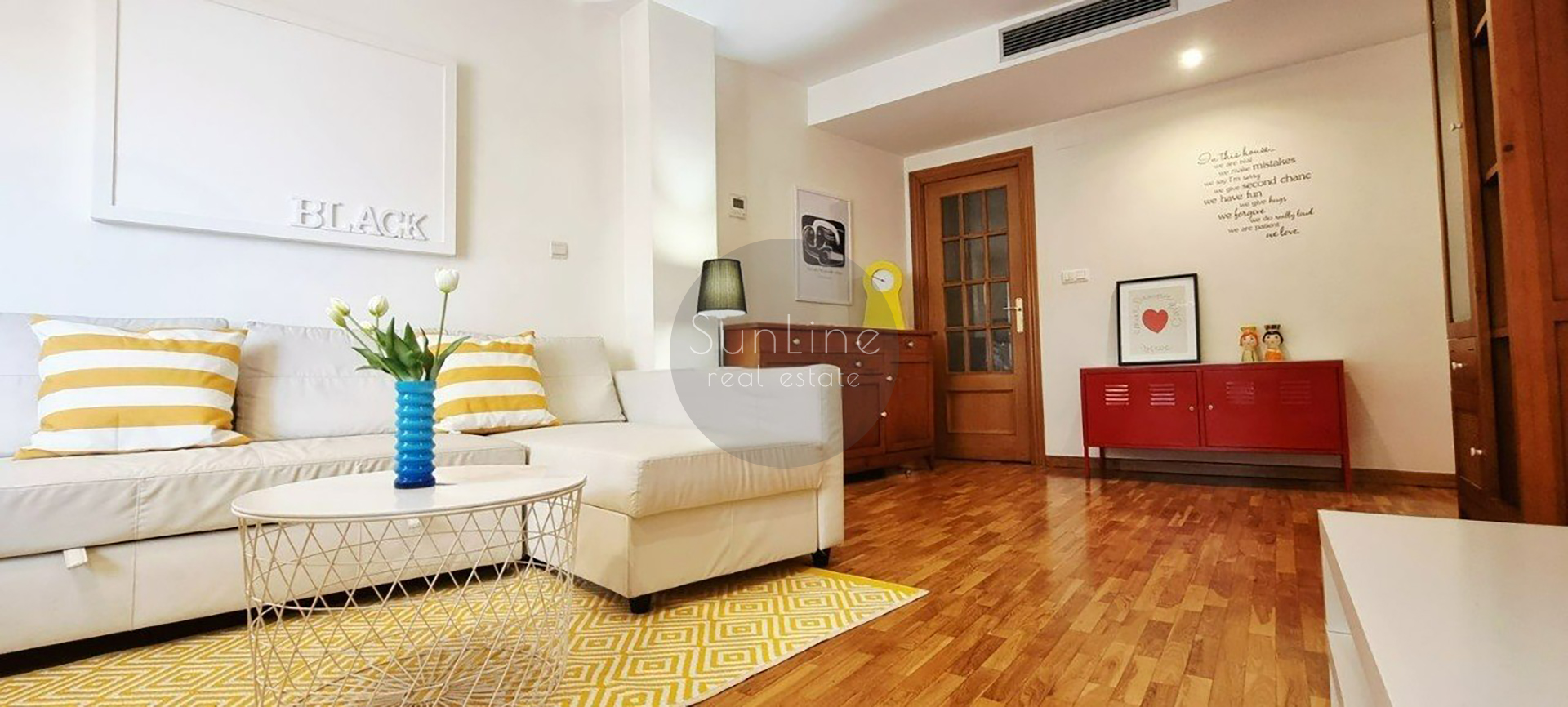 Rent of a cozy furnished apartment with two bedrooms in Playa del Real