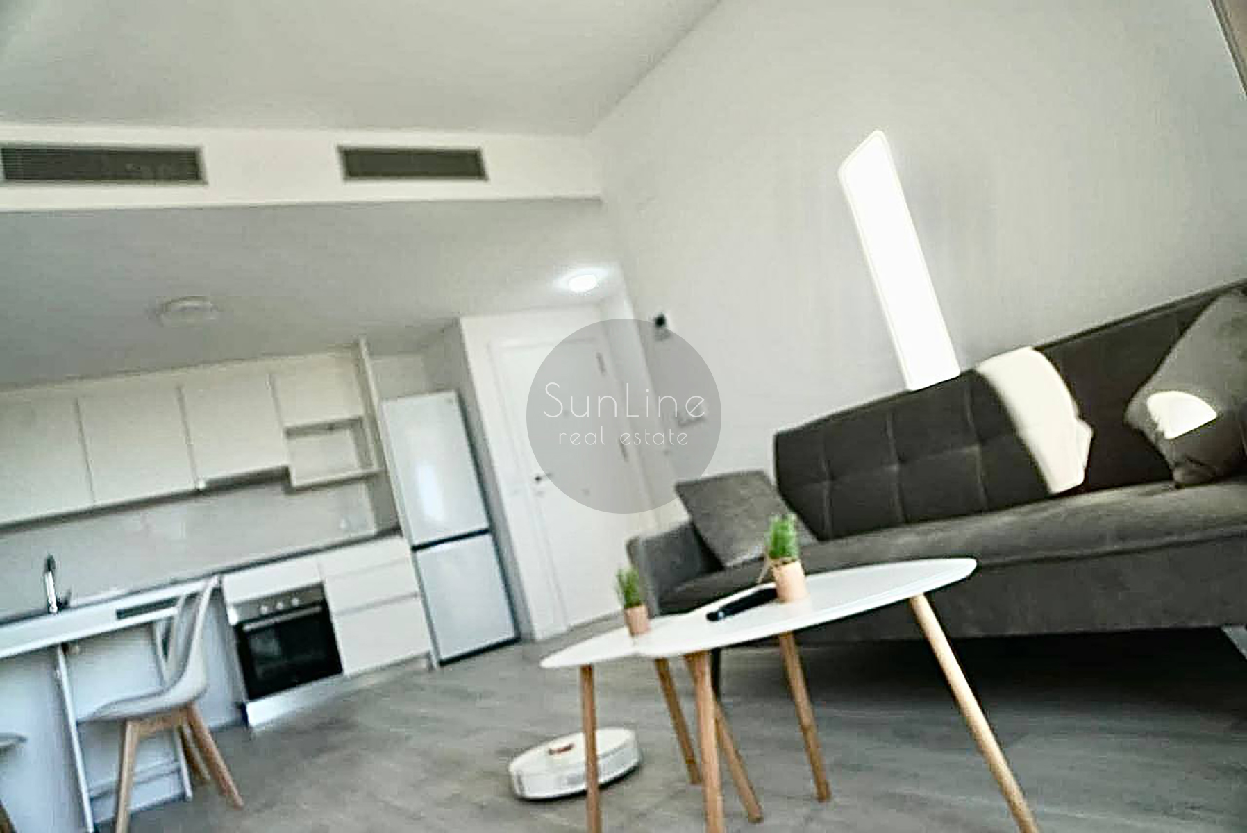 Rent of a modern apartment with a terrace and views of the City of Arts and Sciences