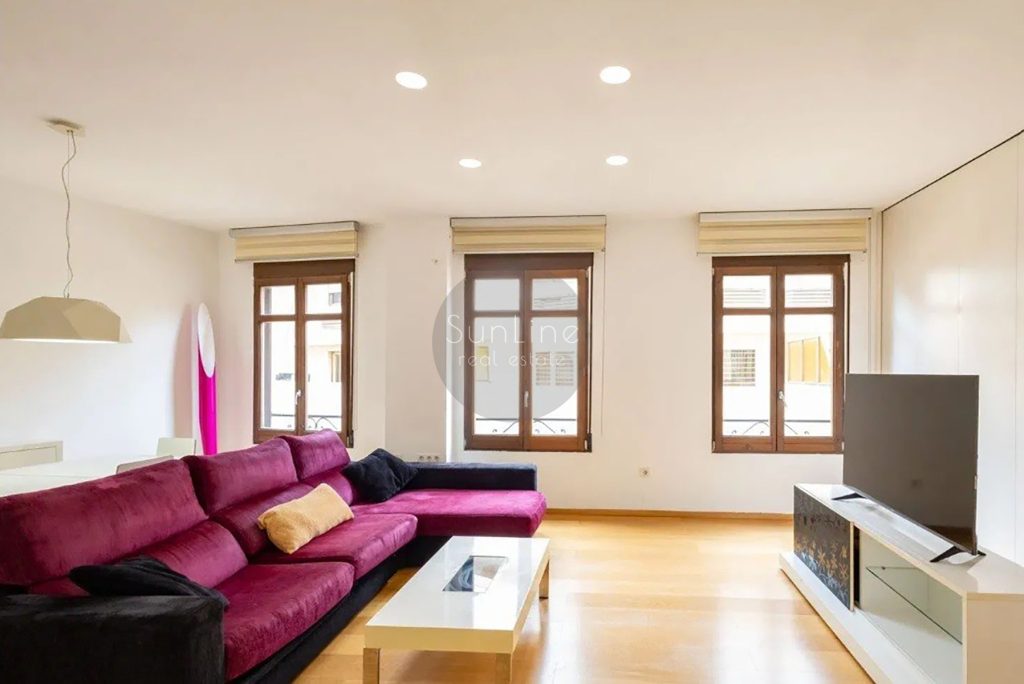 Rent apartment 116 m² in the heart of the city near all attractions