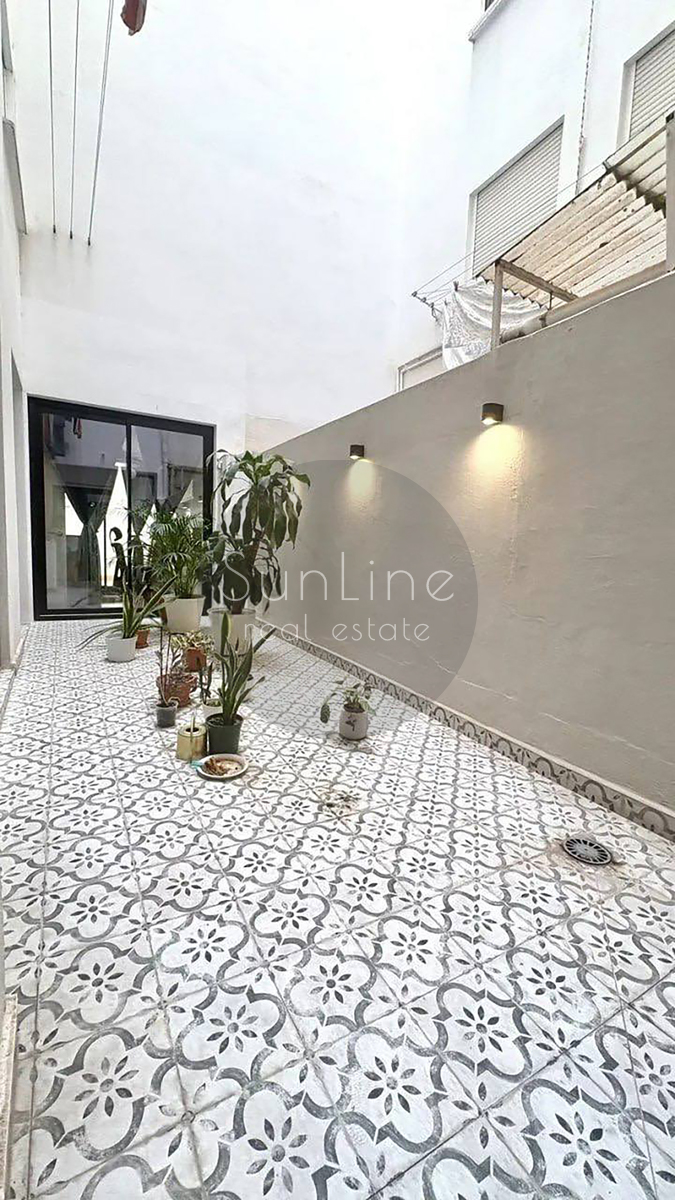 Renting an apartment 112 m² with terraces and a smart home in the liveliest district of the city
