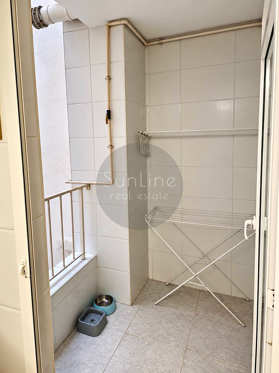 Apartment for sale with terrace, two bedrooms, pool, garage and storage room in Valterne, Paterna