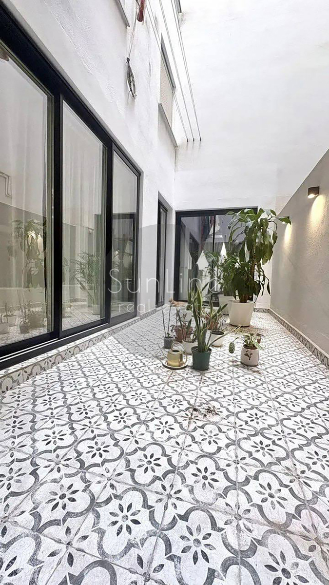 Renting an apartment 112 m² with terraces and a smart home in the liveliest district of the city