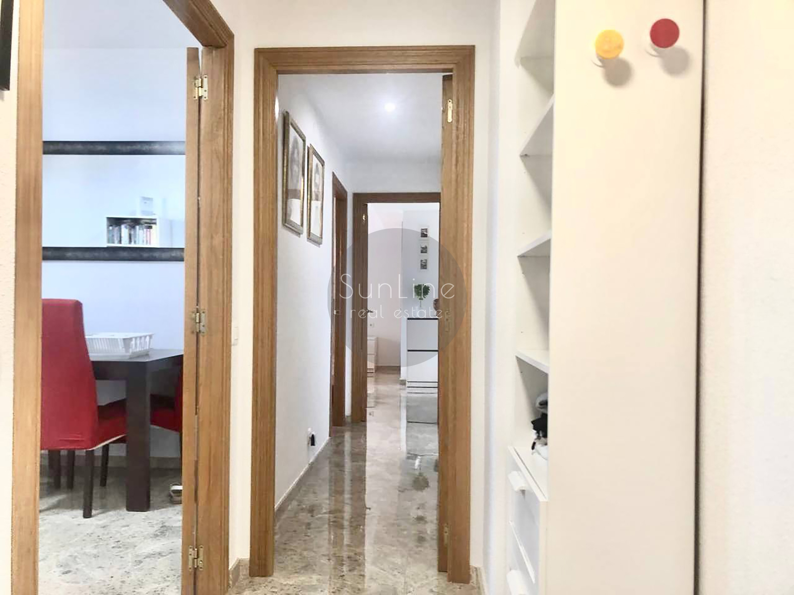 Apartment for sale with terrace, two bedrooms, pool, garage and storage room in Valterne, Paterna