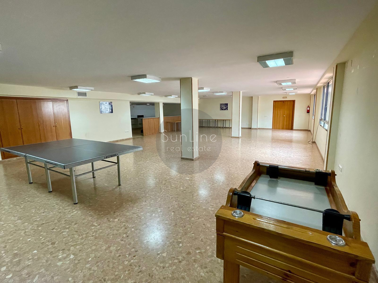 Apartment for rent with panoramic views of Turia Park and two terraces, parking included in the price