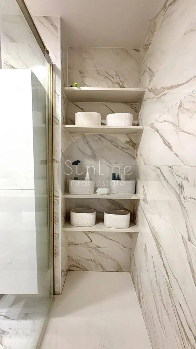 Renting an apartment 112 m² with terraces and a smart home in the liveliest district of the city