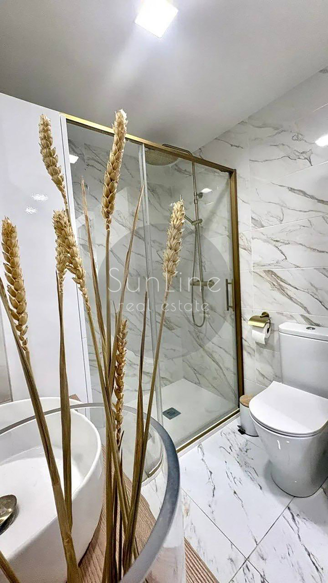 Renting an apartment 112 m² with terraces and a smart home in the liveliest district of the city