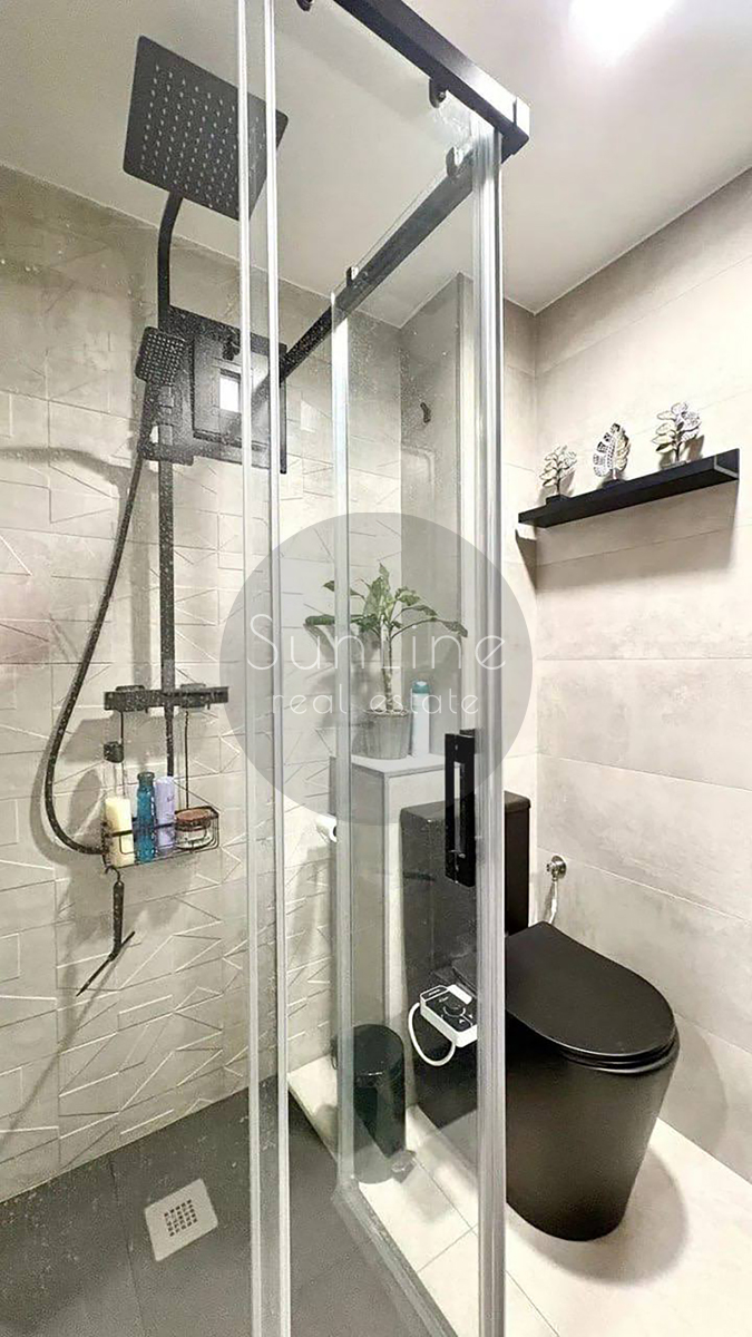 Renting an apartment 112 m² with terraces and a smart home in the liveliest district of the city