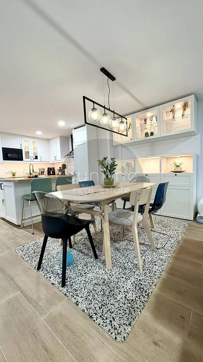 Renting an apartment 112 m² with terraces and a smart home in the liveliest district of the city