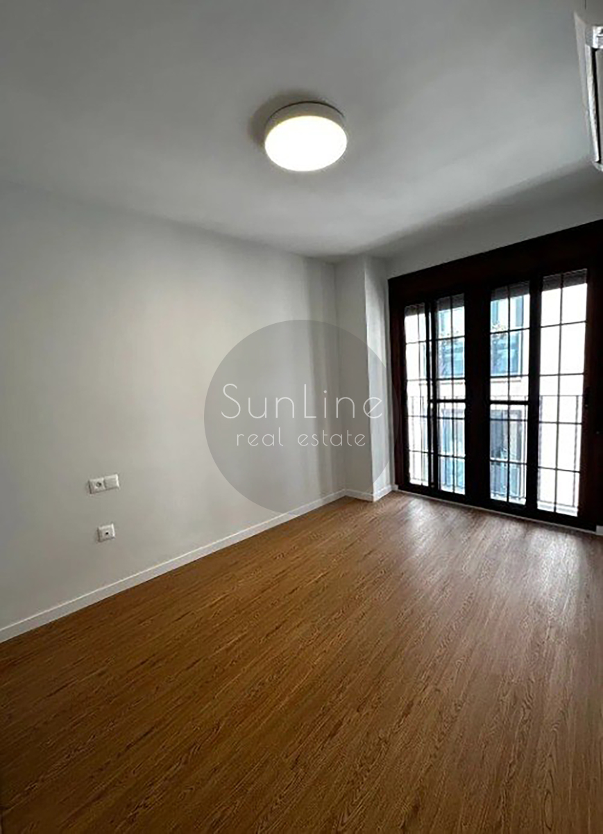 Renting a cozy apartment after a recent renovation in the very heart of Valencia