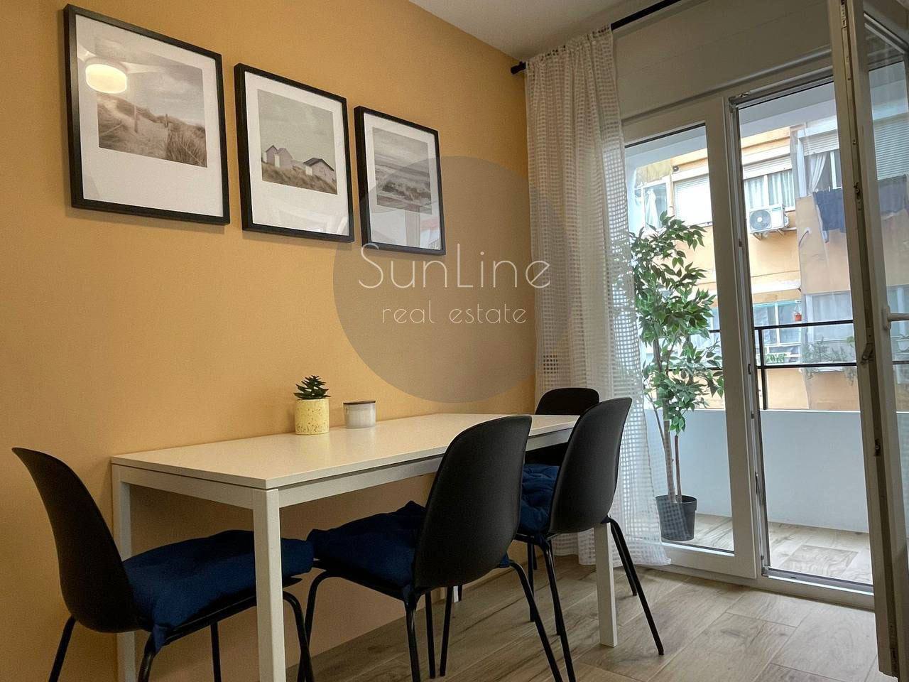 Rent of a cozy three-bedroom apartment in a quiet Ciutat Fallera