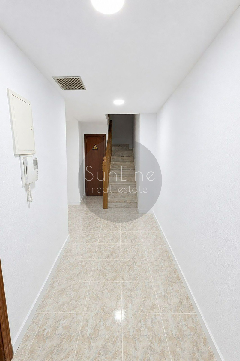 Rent of a bright apartment with four bedrooms, a garage, and a storage room