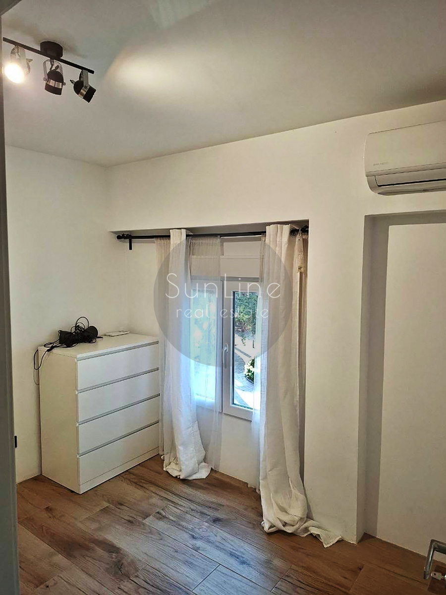 Renting a cozy three-bedroom apartment in a quiet neighborhood