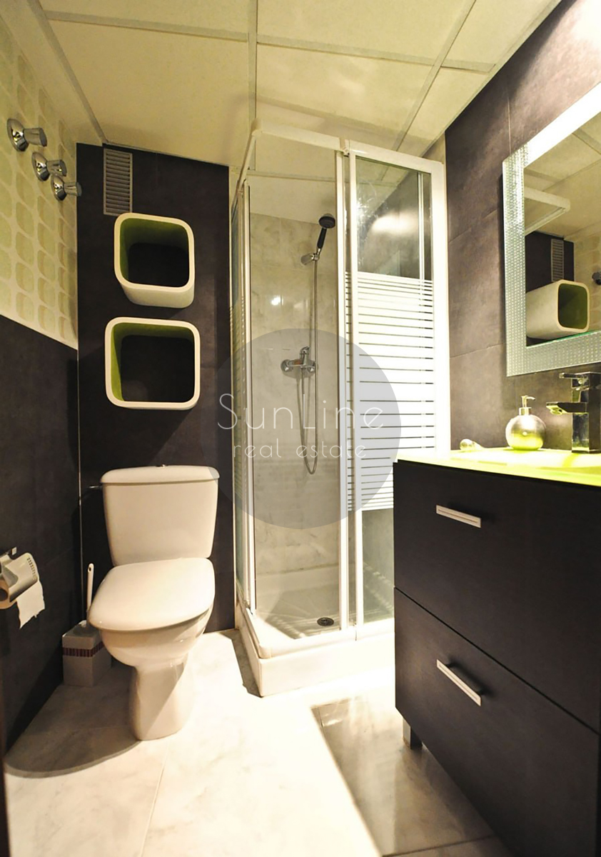 Rent of a cozy furnished apartment with two bedrooms in Playa del Real