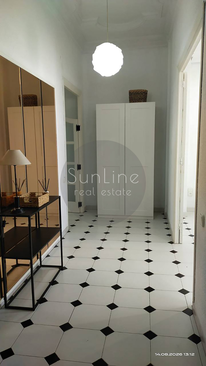 Rent of a furnished apartment with panoramic view of Reino de Valencia Avenue