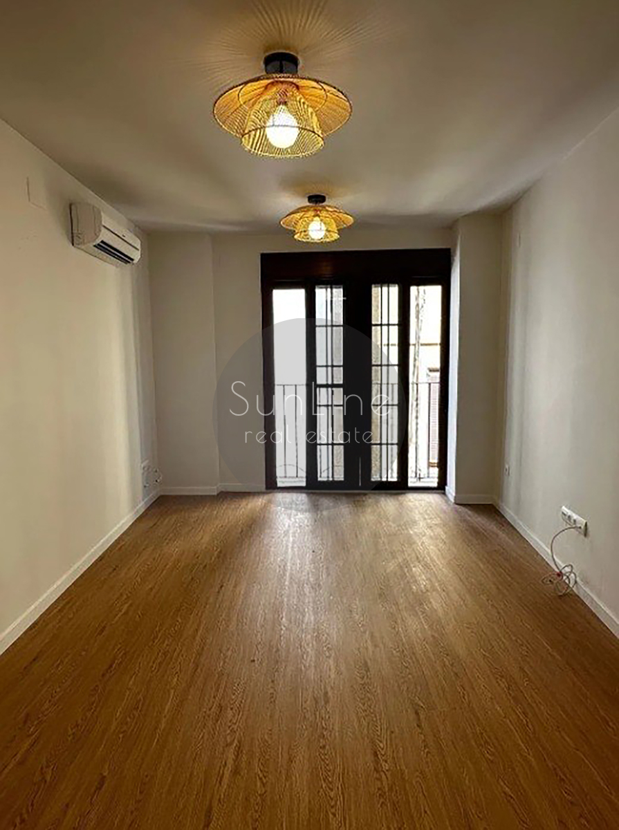 Renting a cozy apartment after a recent renovation in the very heart of Valencia