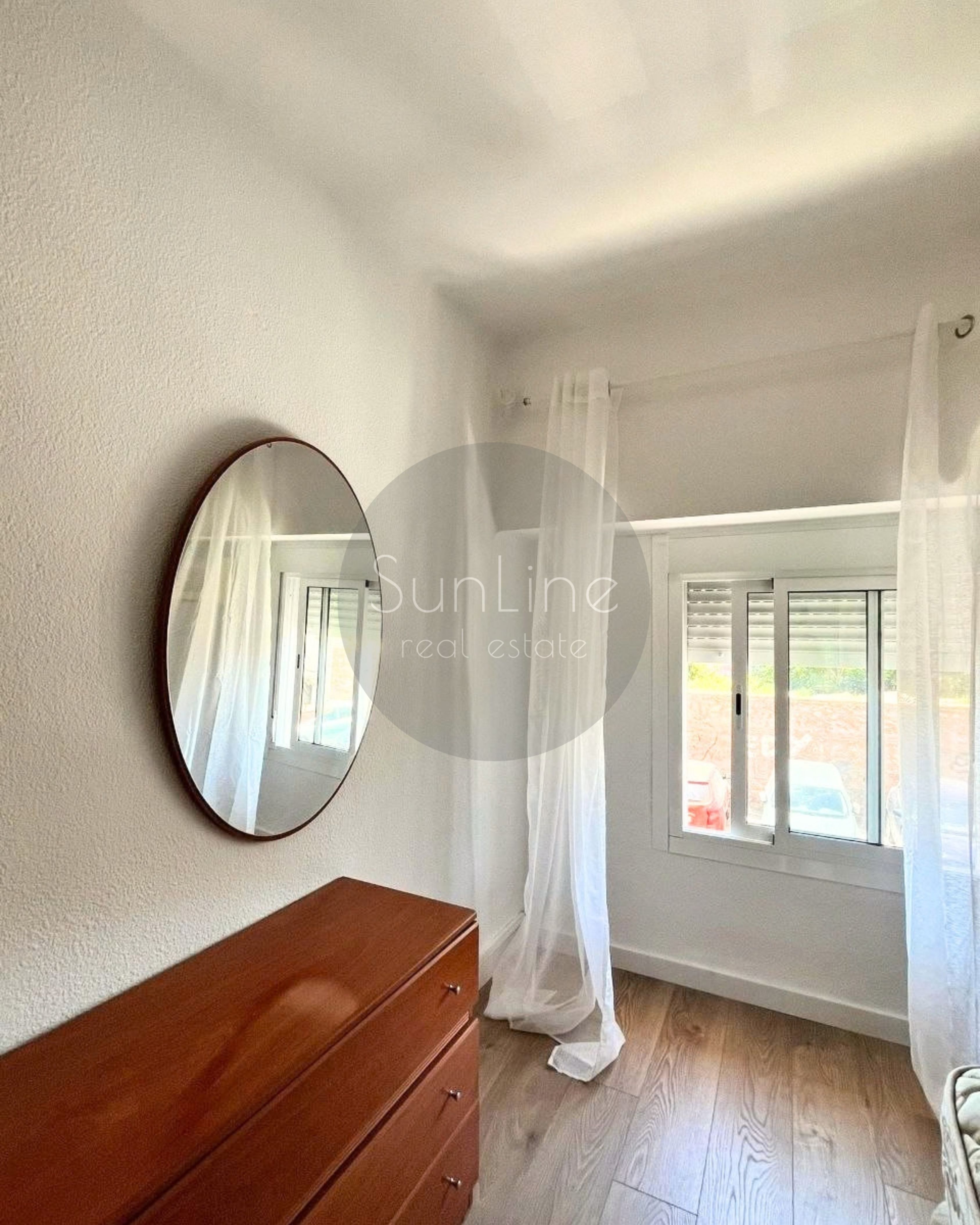 Bright furnished apartment in Valencia