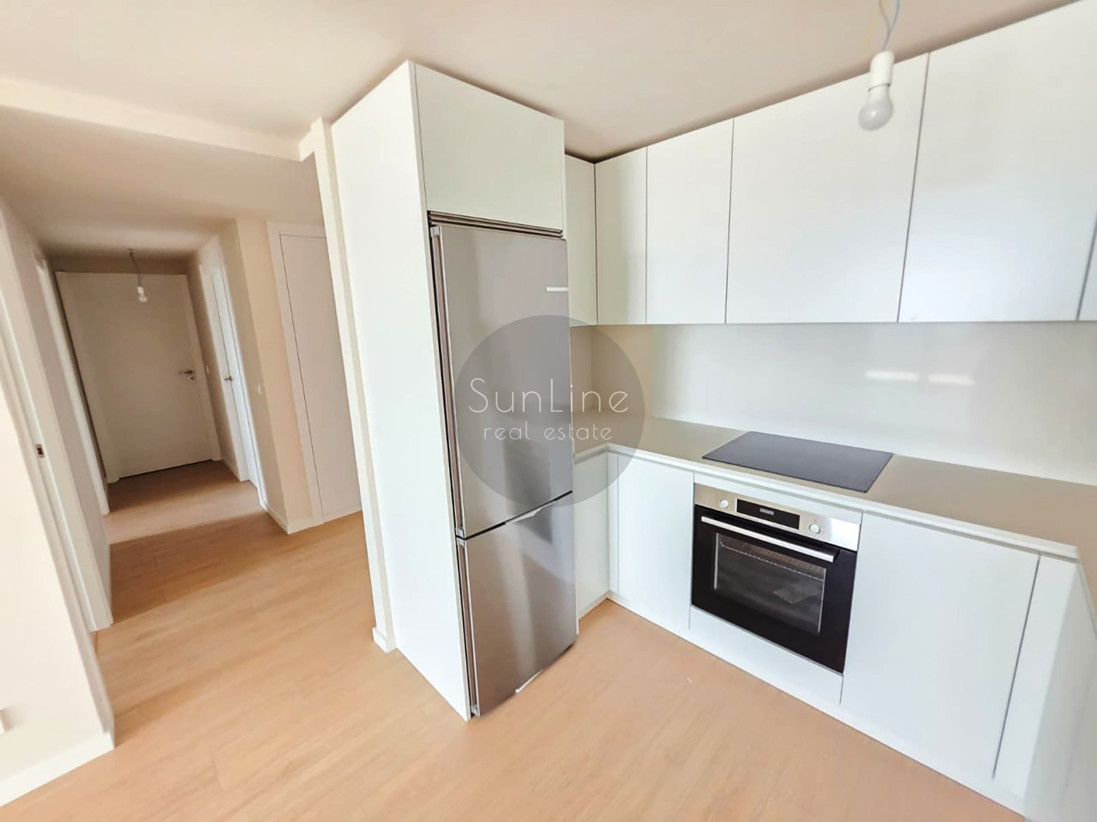 Rent of a modern apartment with panoramic views and a terrace near Ruzafa