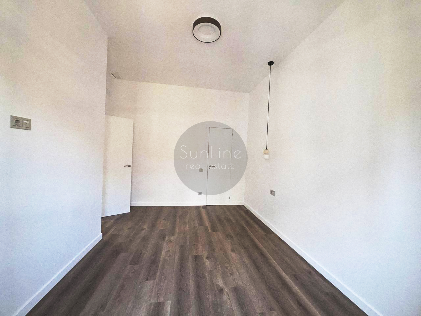 Apartment for sale 67 m² with high ceilings and balconies in Ruzafa