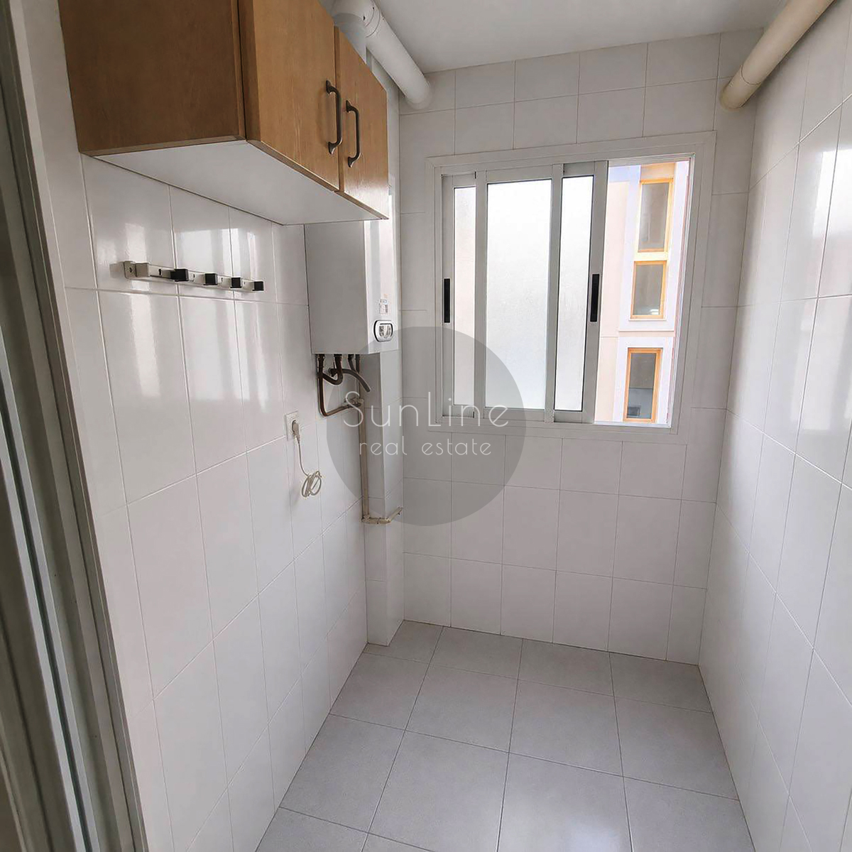 Rent of a spacious 3-bedroom apartment with sea view in El Grau