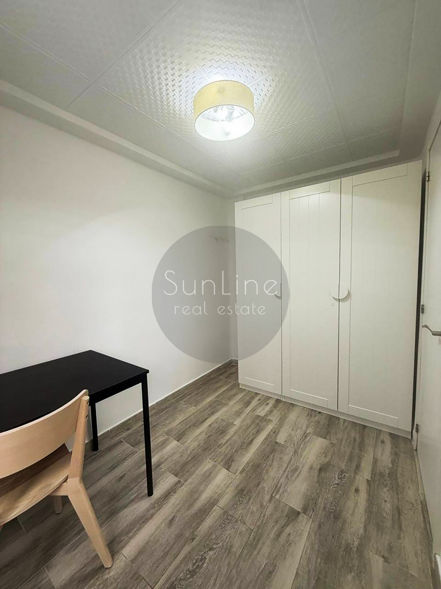 Rent of a furnished 4-bedroom apartment with 2 bathrooms in Aiora