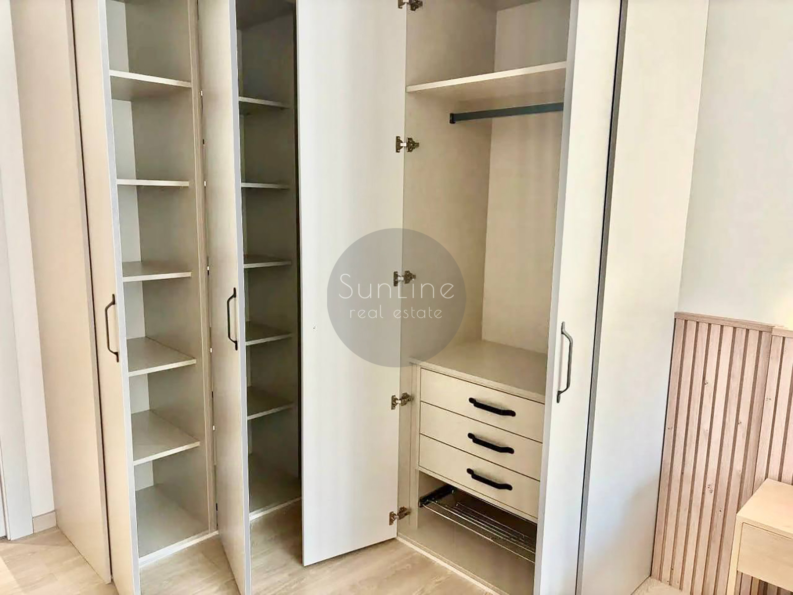 Alquiler de un apartamento espacioso con 3 dormitorios y electrodomésticos Miele y Bosch en El Pla del Real