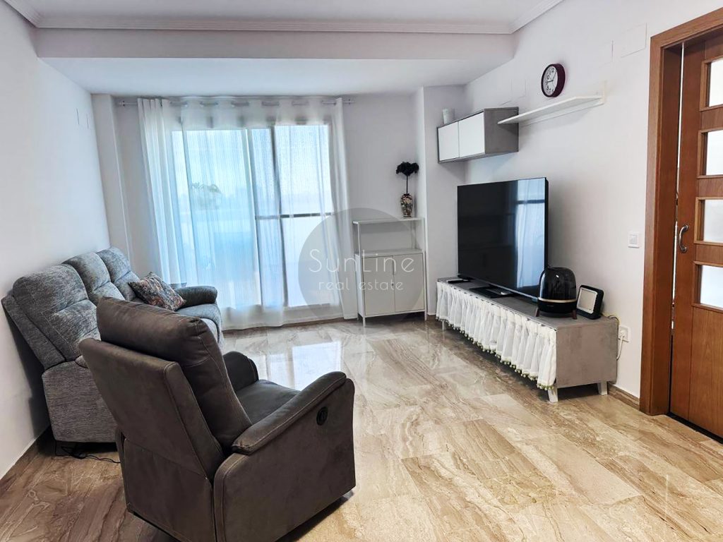 Apartment for rent with new furniture, terrace and pool near Biopark
