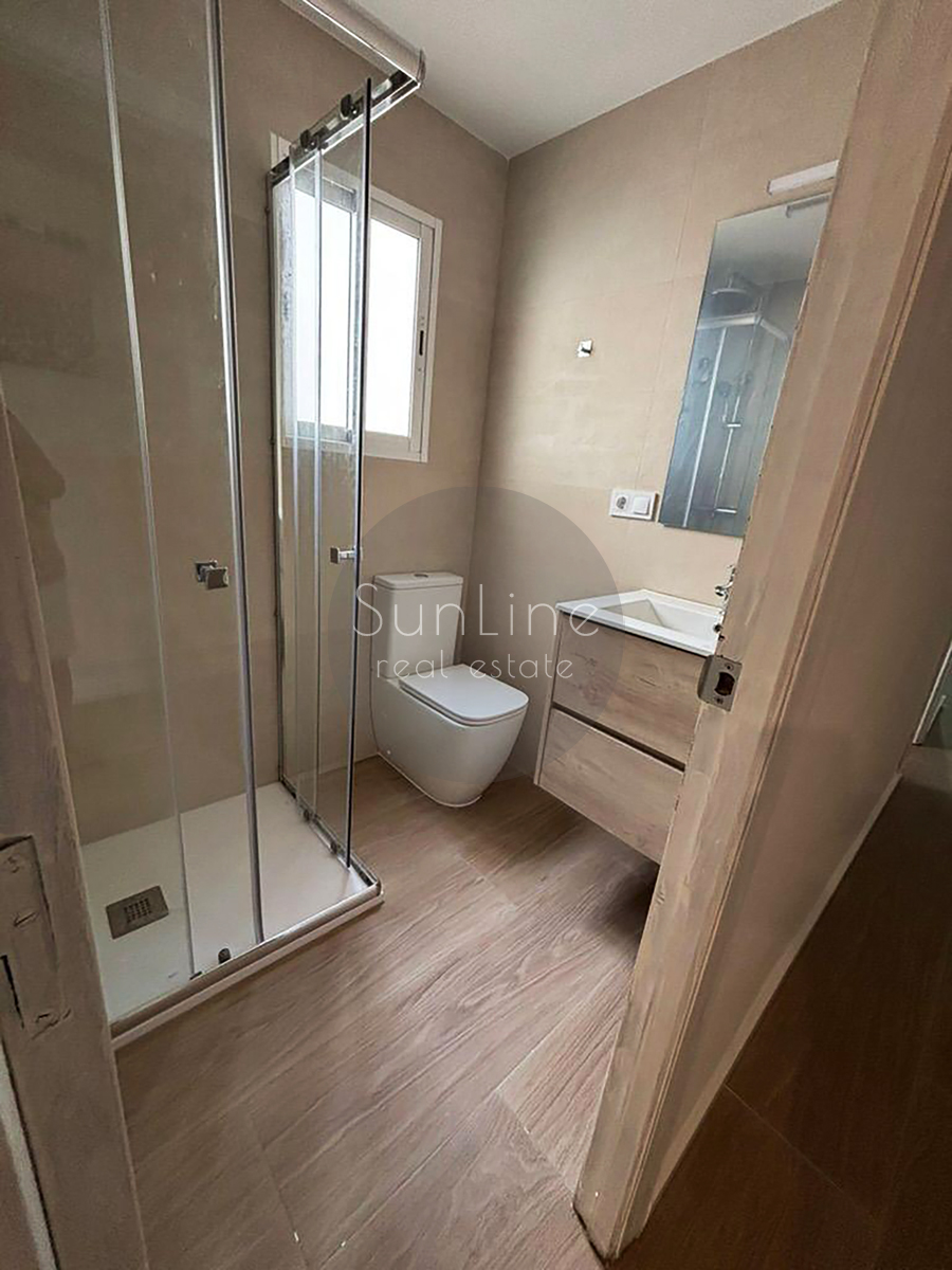 Apartment for rent 120 m² with 4 bedrooms and 2 bathrooms in the university area